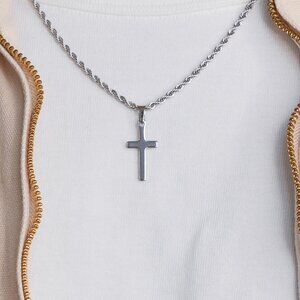 Silver Classic Cross Pendant Rope Chain Necklace